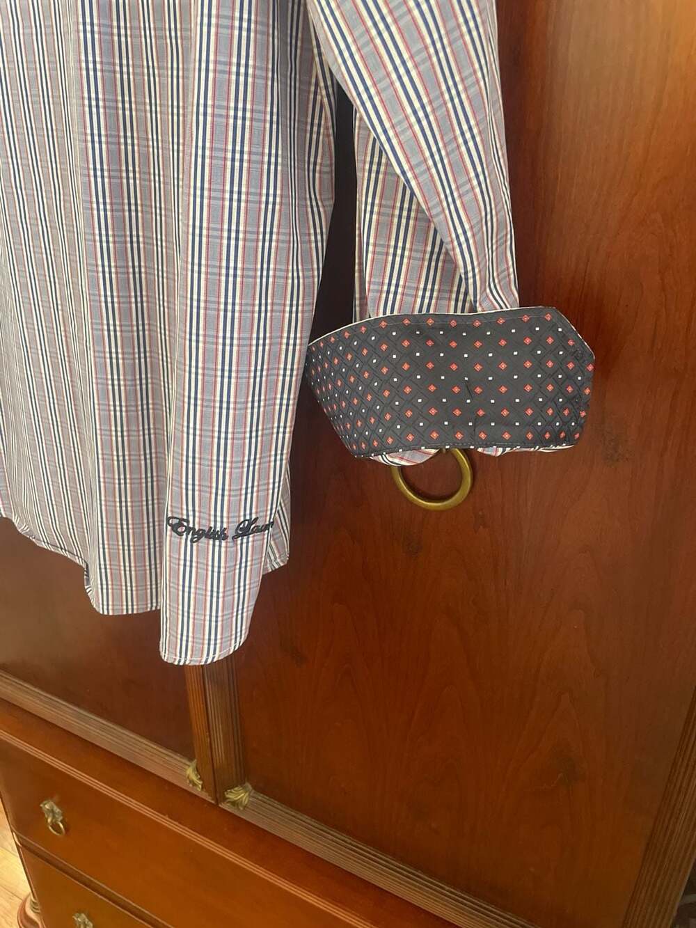 Size 17 English Laundry Men's Striped Long Sleeve Button Down Shirt with Flip Cu - Picture 7 of 7